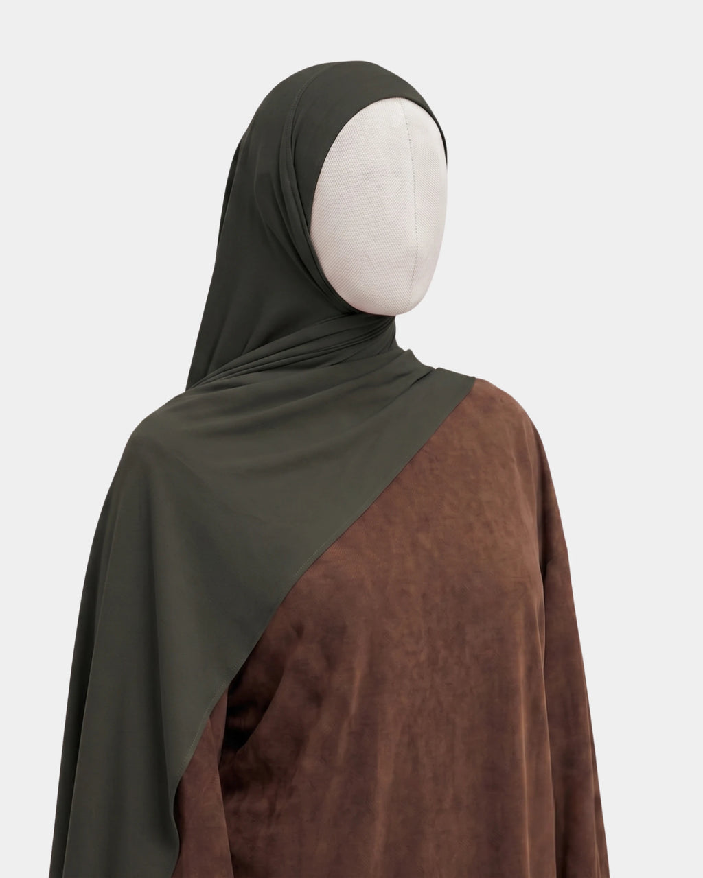 Hijab modal breathable kaki, vue de dos, drapé sur les épaules - Rawdaya