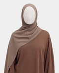 Hijab mousseline aimants intégrés taupe clair Rawdaya, bonnet tube cousu, fini sans épingle, tissu léger et respirant